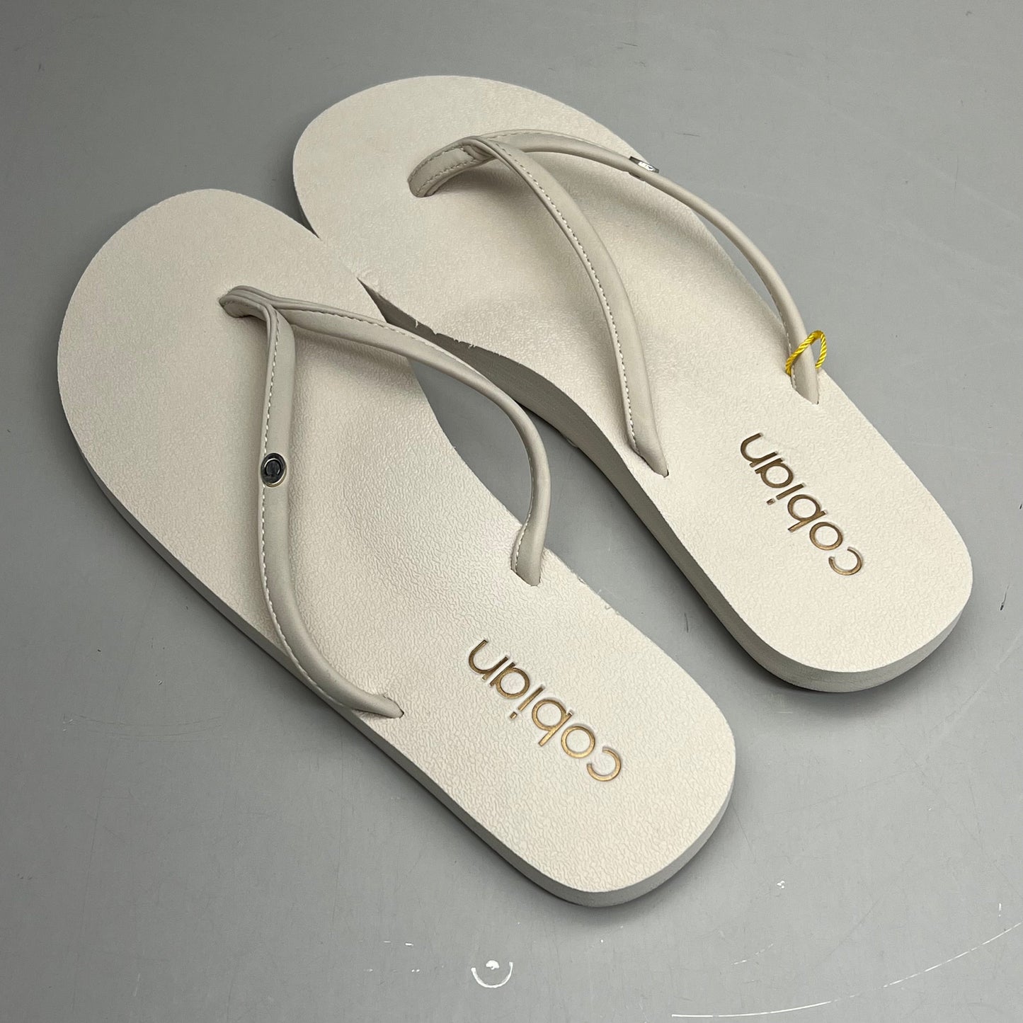 COBIAN Nia's Bounce Synthetic Leather Sandals Women's Sz 9, EU 39.5 Cream NIA25-110-9