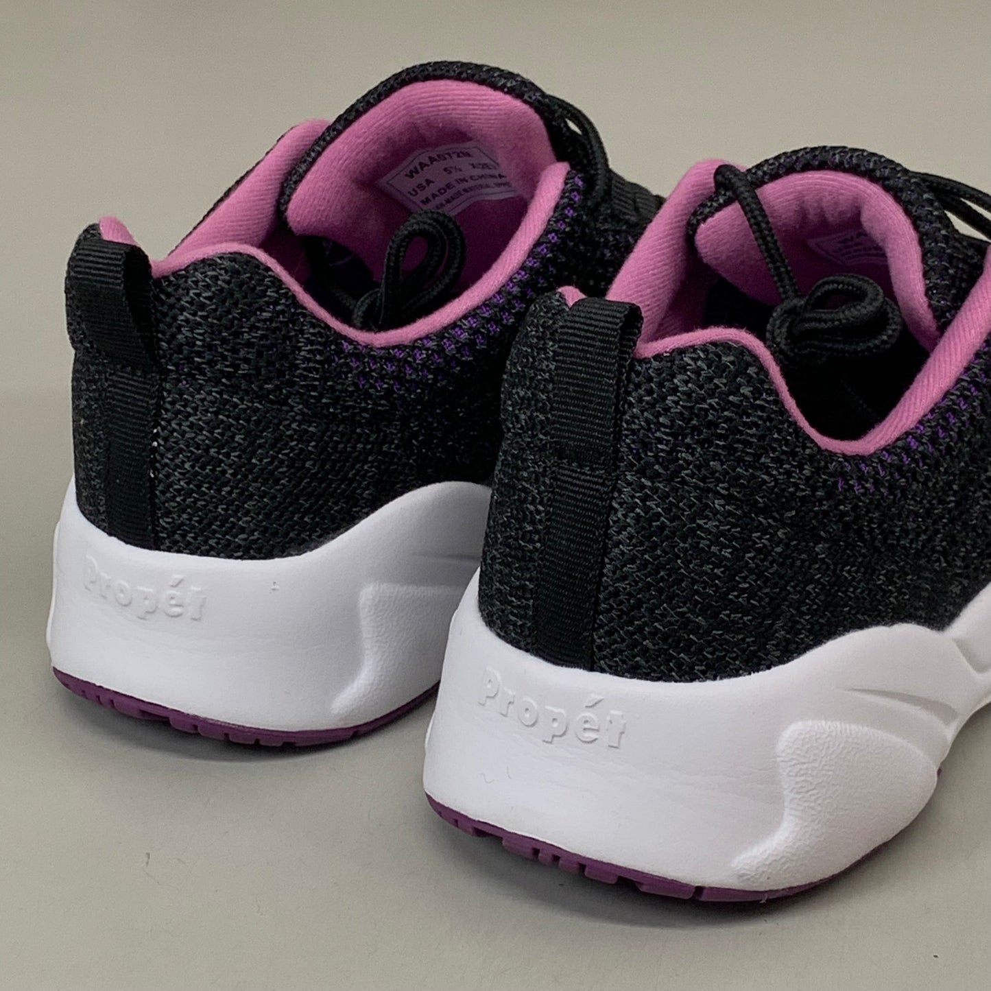 PROPET Stability Fly Sneaker X(2E) Women's SZ 5.5 Black/Berry WAA072MBBYX-05H