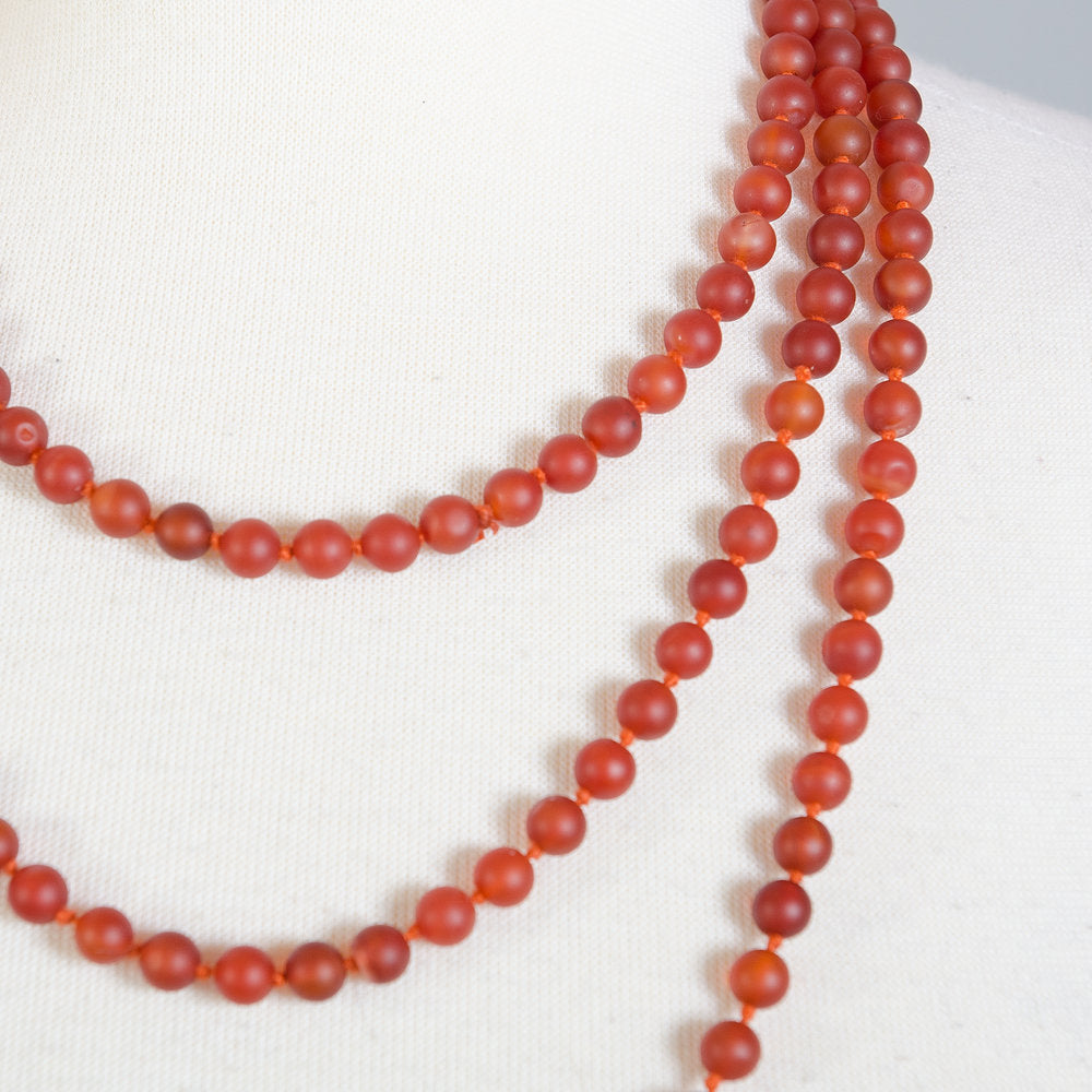 RED ONYX BEADS LONG - 71" (180cm)