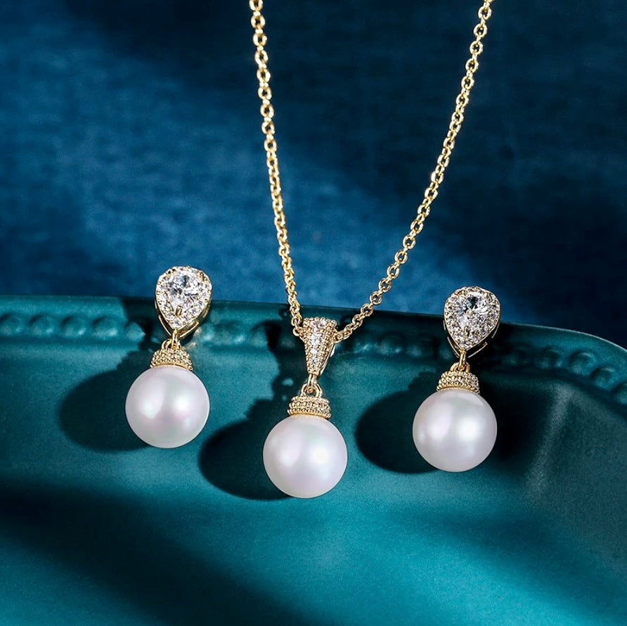 "Louella" - Pearl and Cubic Zirconia Jewelry Set - Available in Gold and Silver