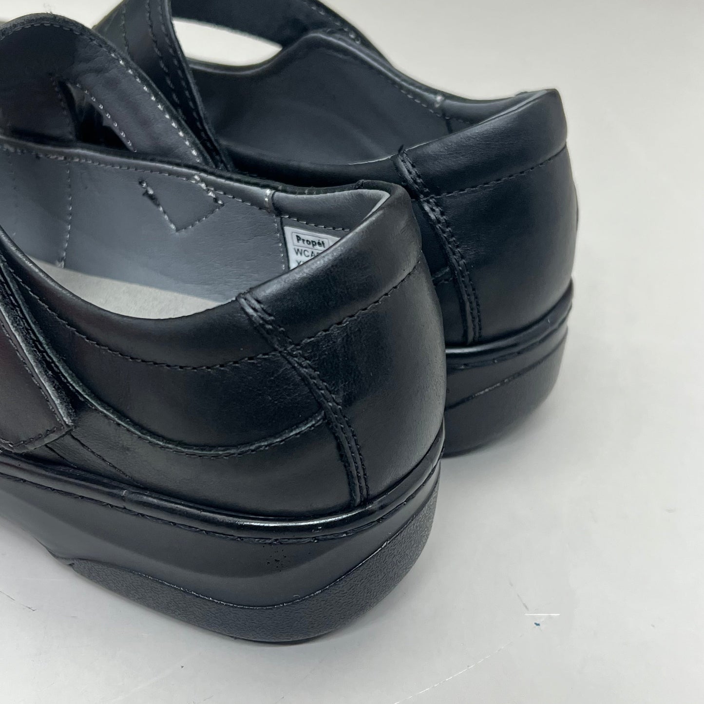 PROPET Golda Mary Jane Adjustable Lightweight Women's Sz 9.5 X(2E) Black WCA053L