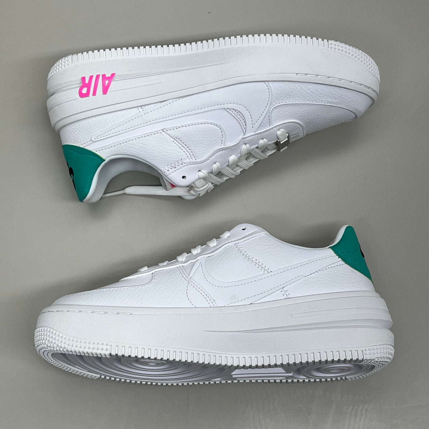 NIKE Air Force 1 PLT.AF.ORM Tapered Toe Sz Women's 8 White/Pink/Blue FN7180-100