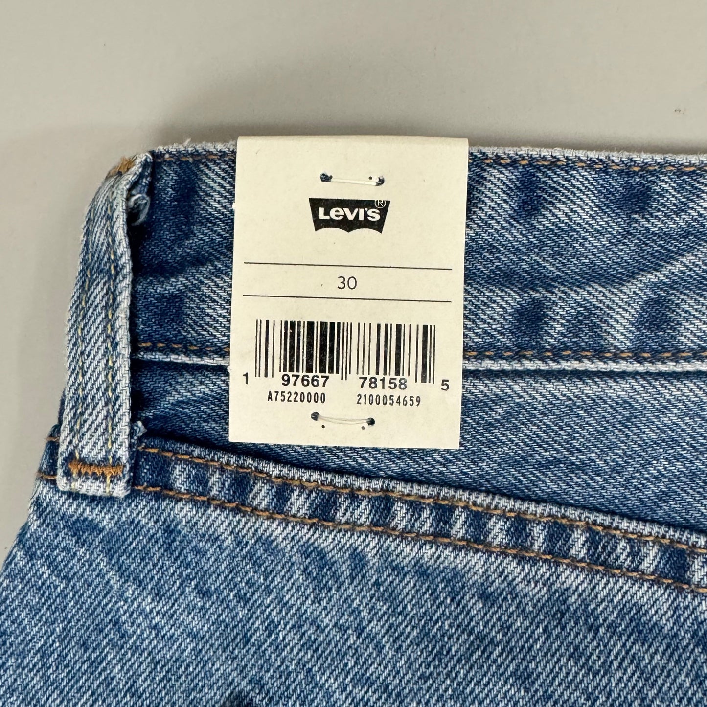 LEVIS Recrafted Icon Skirt Mid Rise Original Women's Sz 30 Novel Notion Med Wash