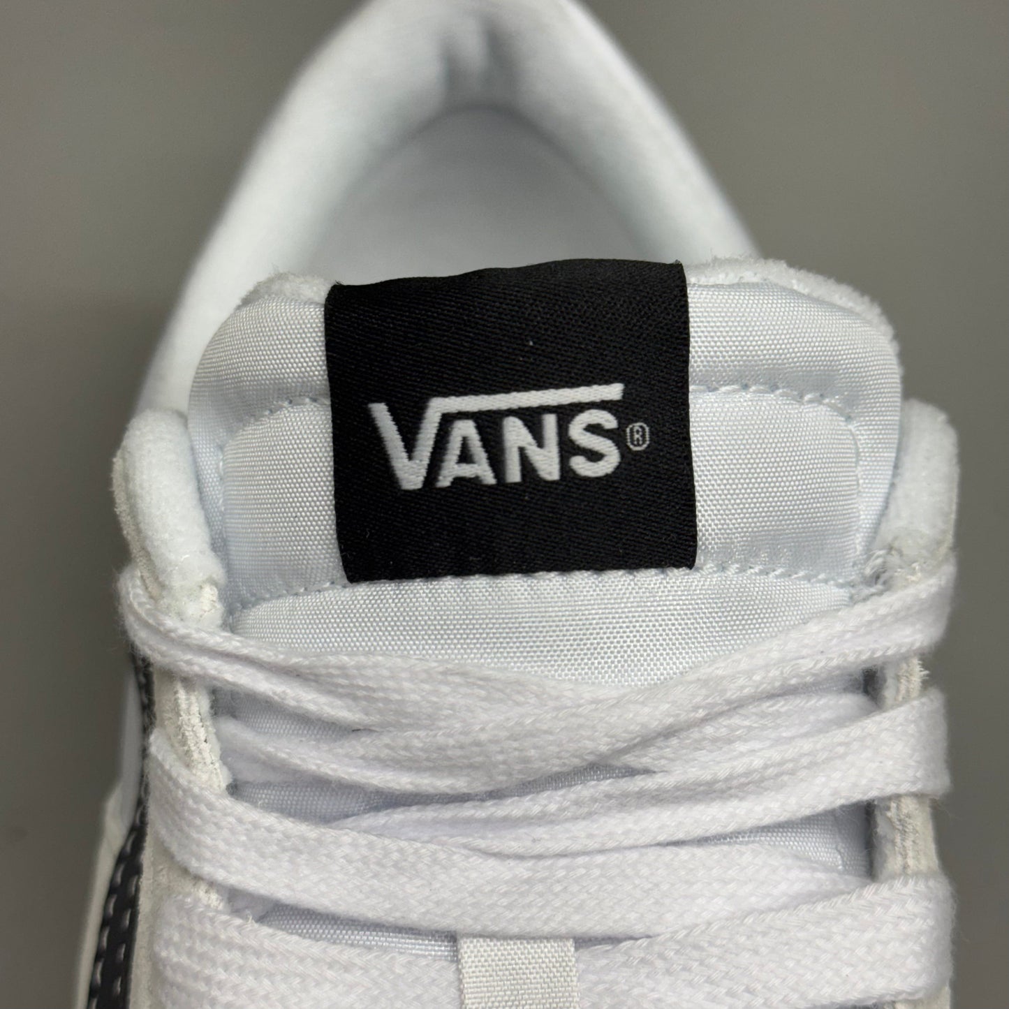 VANS Cruze 3.0 Sneakers Sz Men's 8.0 Women's 9.5 White/Gum VN000D6S9DH