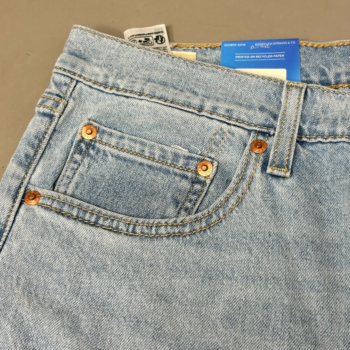 LEVIS Ribcage Straight Ankle Performance Jeans Women's Sz 26x27 Blue Light Wash