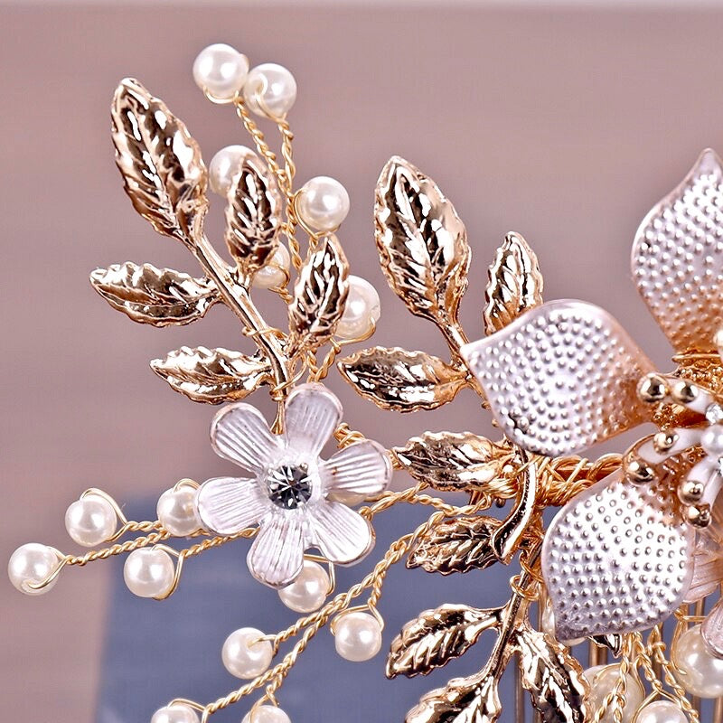 "Loreanna" - Gold Pearl Bridal Hair Comb