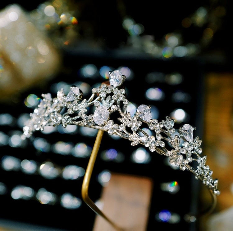 Annelise - Silver Cubic Zirconia Bridal Tiara