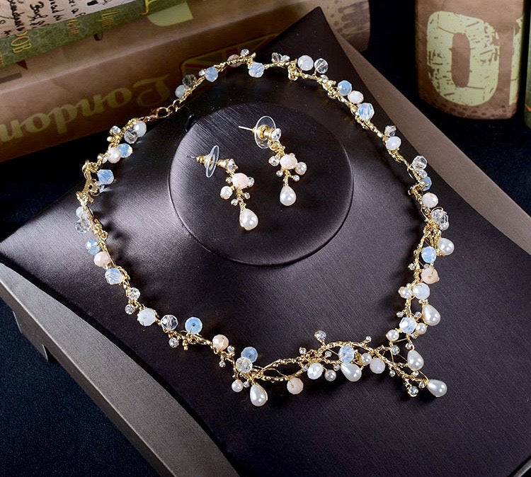 "The Fairy" - Pearl and Cubic Zirconia Bridal 3-Piece Jewelry Set With Tiara - Available in Yellow Gold and Silver