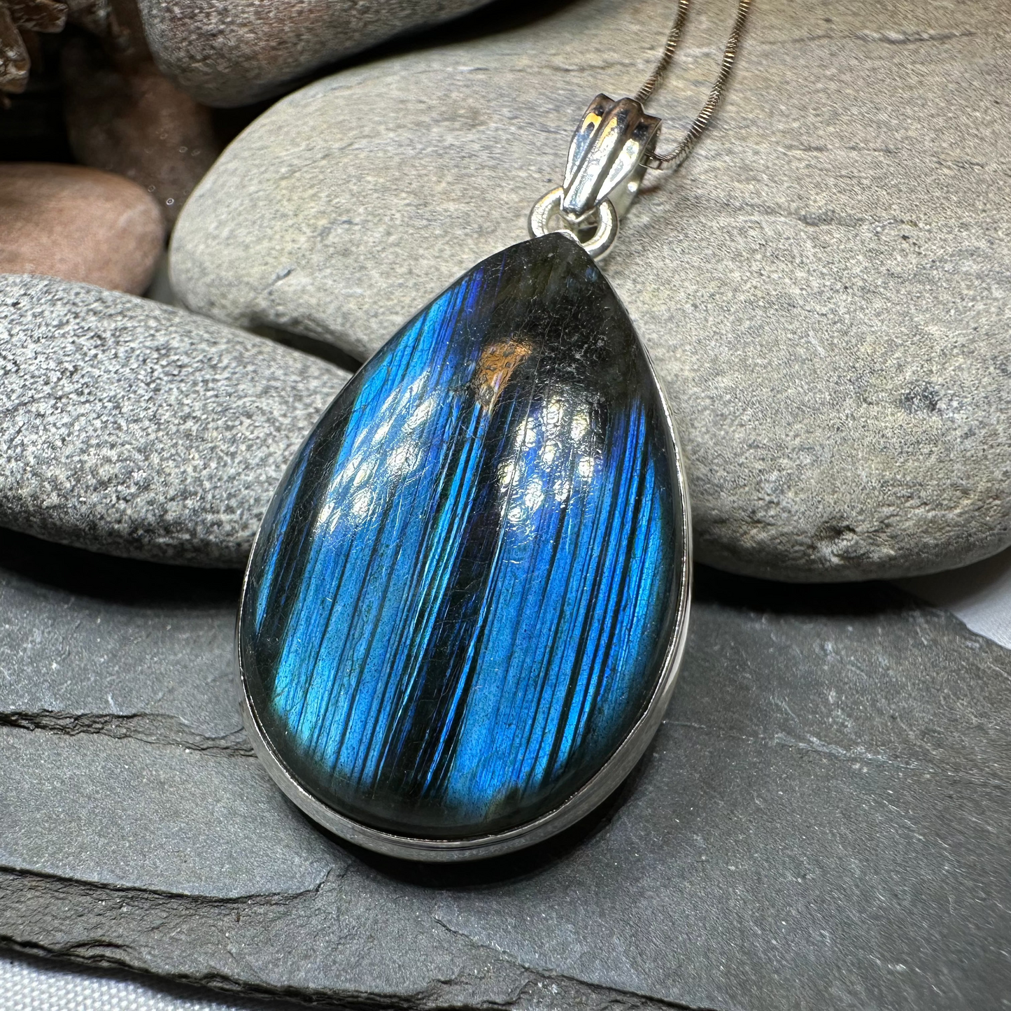 Blue Night Teardrop Labradorite Necklace