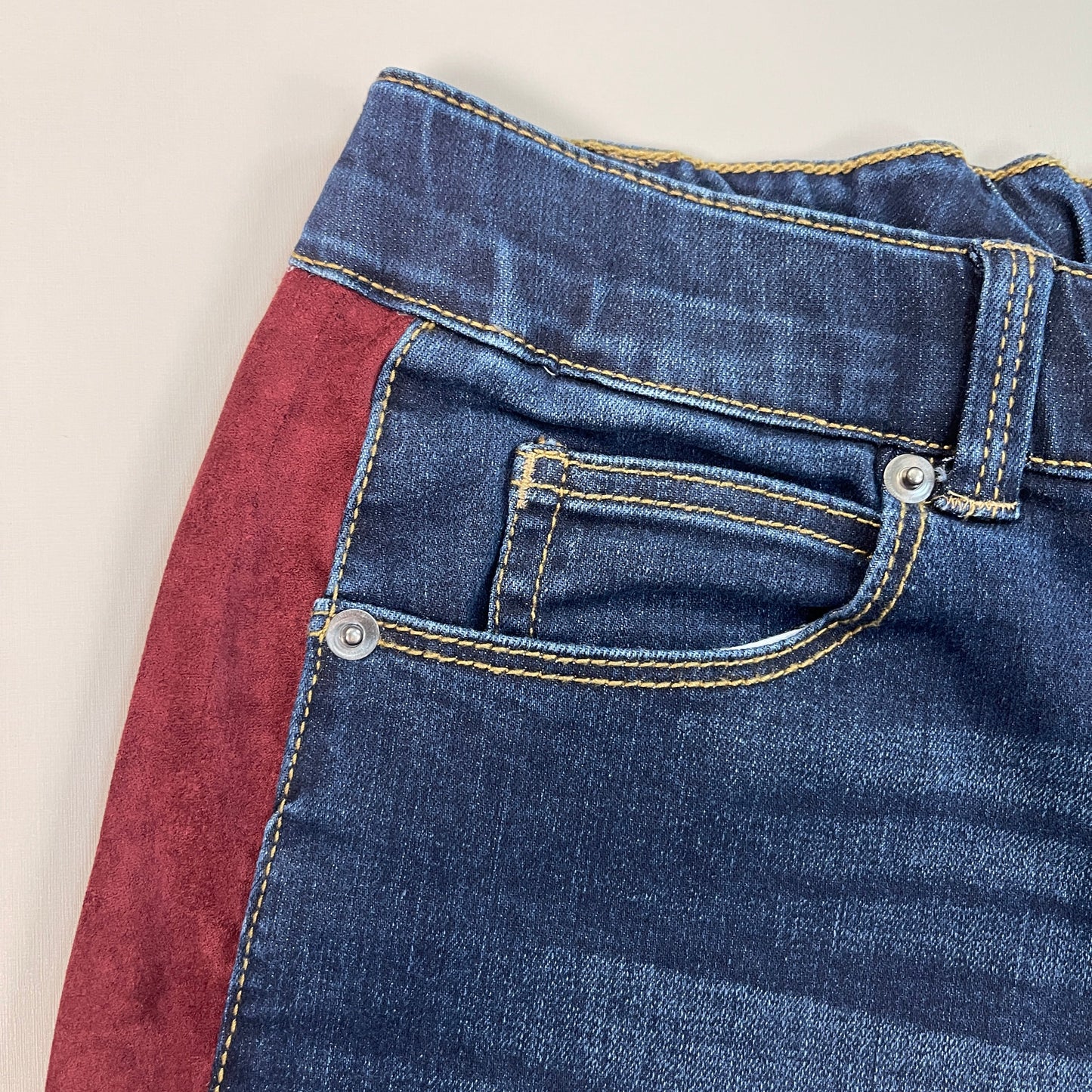 CLINTON KELLY Frayed Hem Jeans Women's Sz 10 Regular Dark Wash, Maroon Striped Side(New)