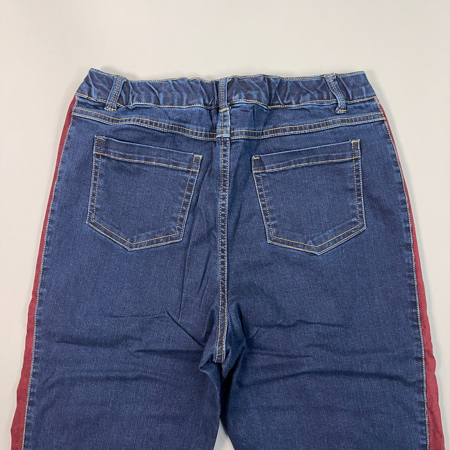 CLINTON KELLY Frayed Hem Jeans Women's Sz 10 Regular Dark Wash, Maroon Striped Side(New)