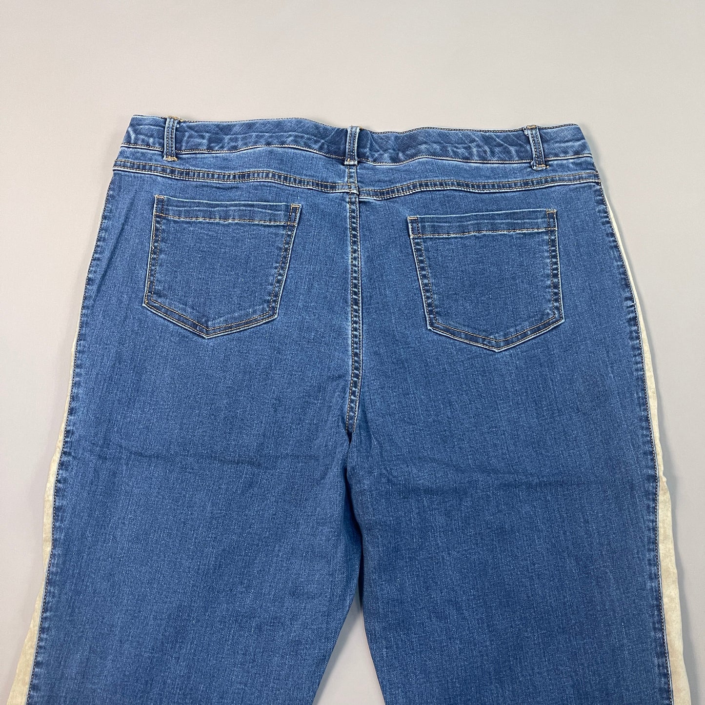 CLINTON KELLY Frayed Hem Jeans Women's Sz 16 Regular Mid Wash W/ Tan Striped Side(New)