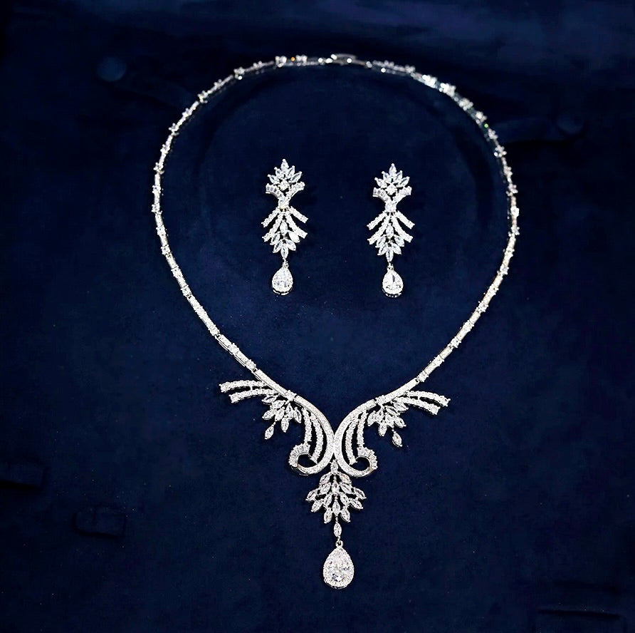 Essence - Luxury Silver Cubic Zirconia Bridal Jewelry Set
