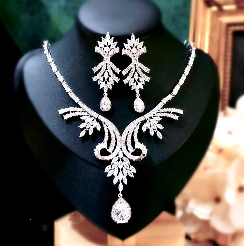 Essence - Luxury Silver Cubic Zirconia Bridal Jewelry Set