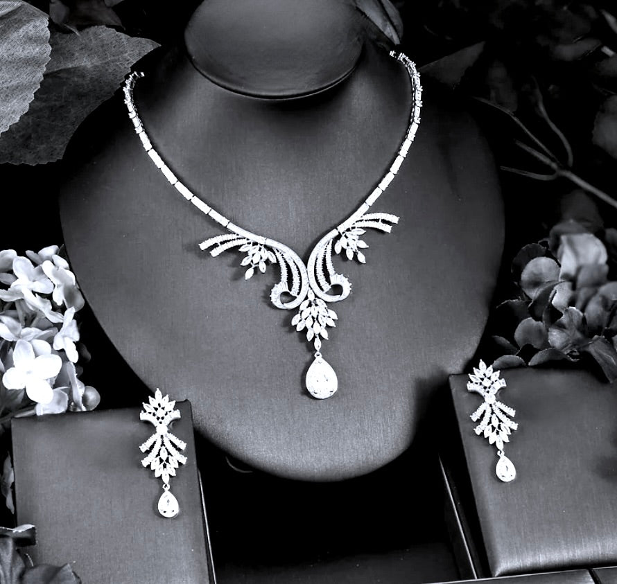 Essence - Luxury Silver Cubic Zirconia Bridal Jewelry Set
