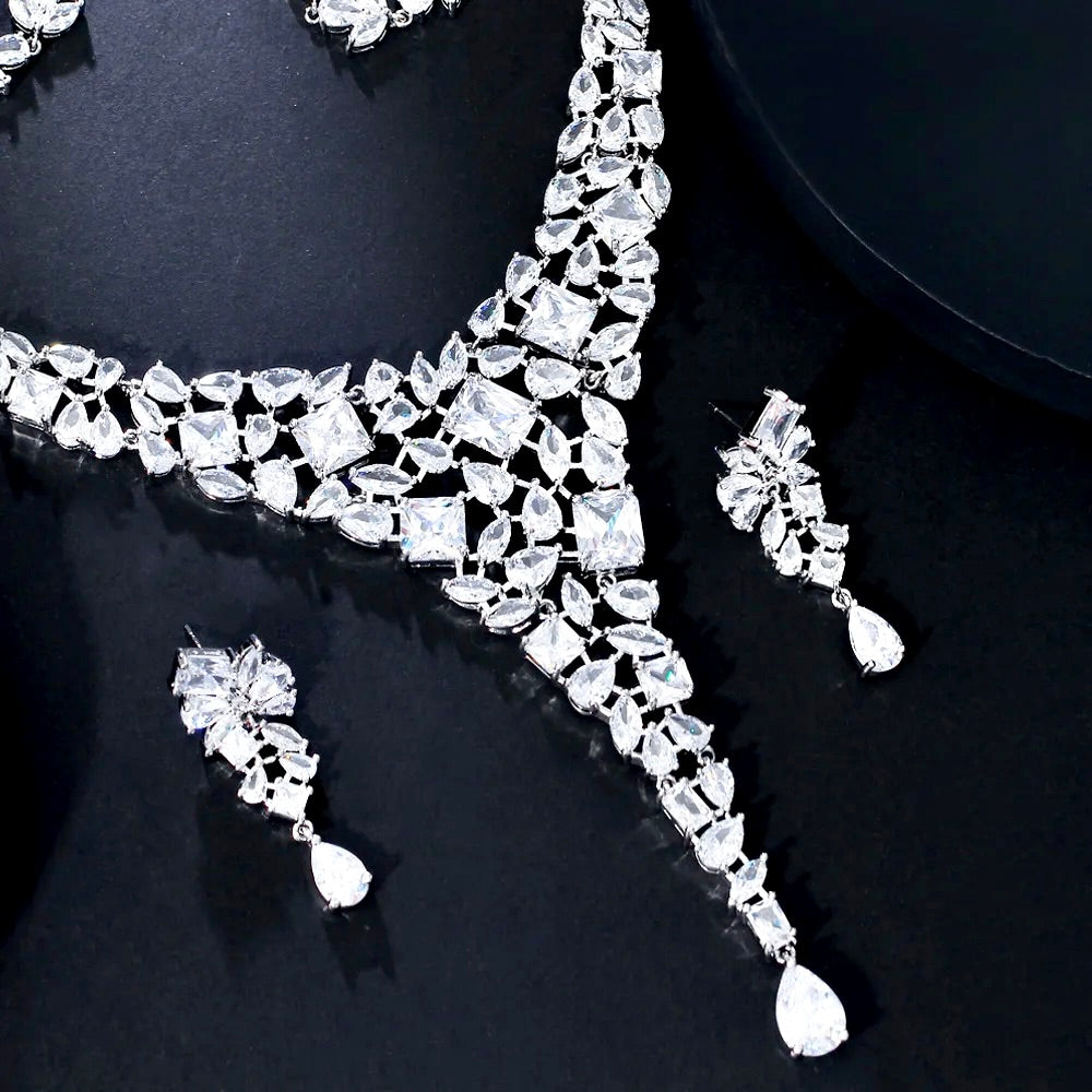 Regency - Luxury Silver Cubic Zirconia Bridal Jewelry Set