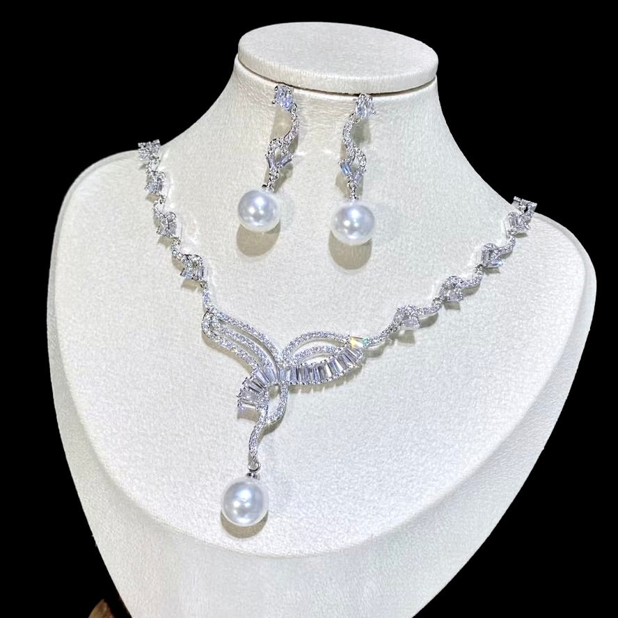 Narianna - Luxury Pearl and CZ Bridal Jewelry Set