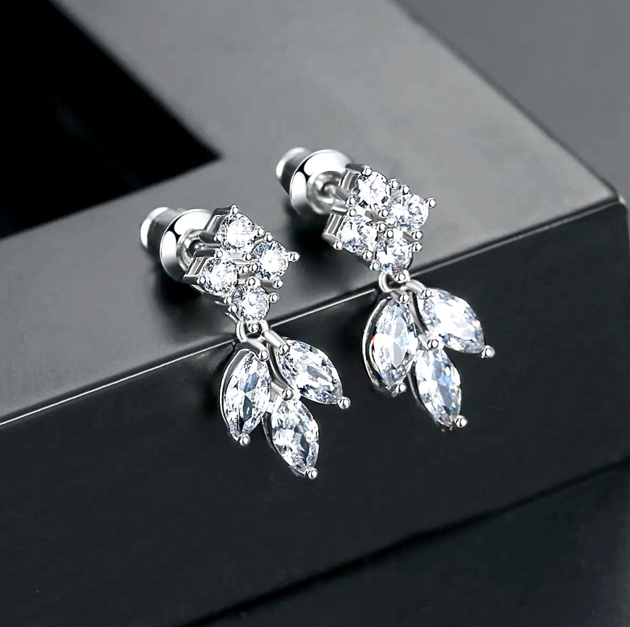Linh - Minimalist Cubic Zirconia Bridal Earrings
