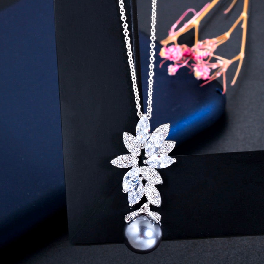 Ida - Pearl and Cubic Zirconia Bridal Jewelry Set