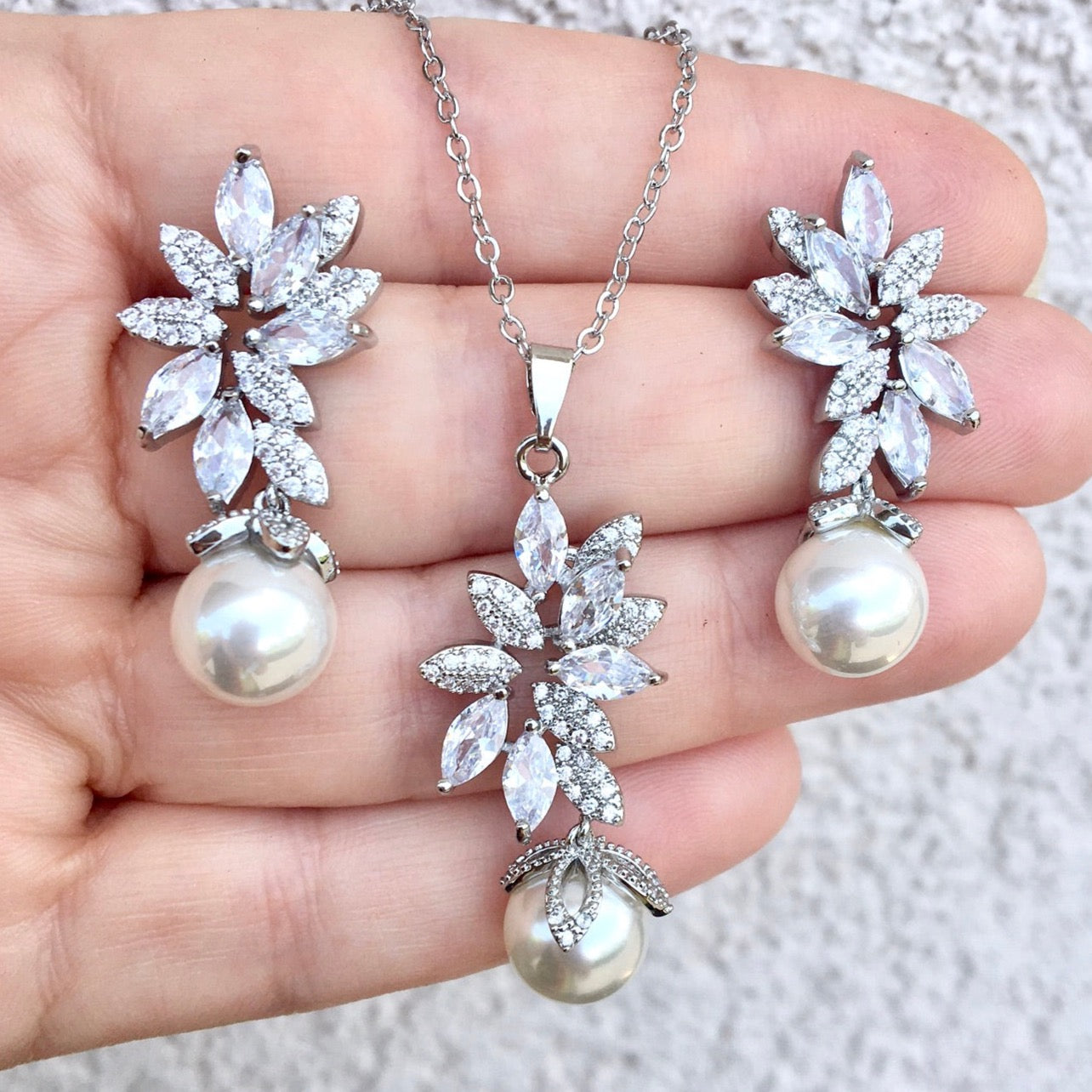 Ida - Pearl and Cubic Zirconia Bridal Jewelry Set