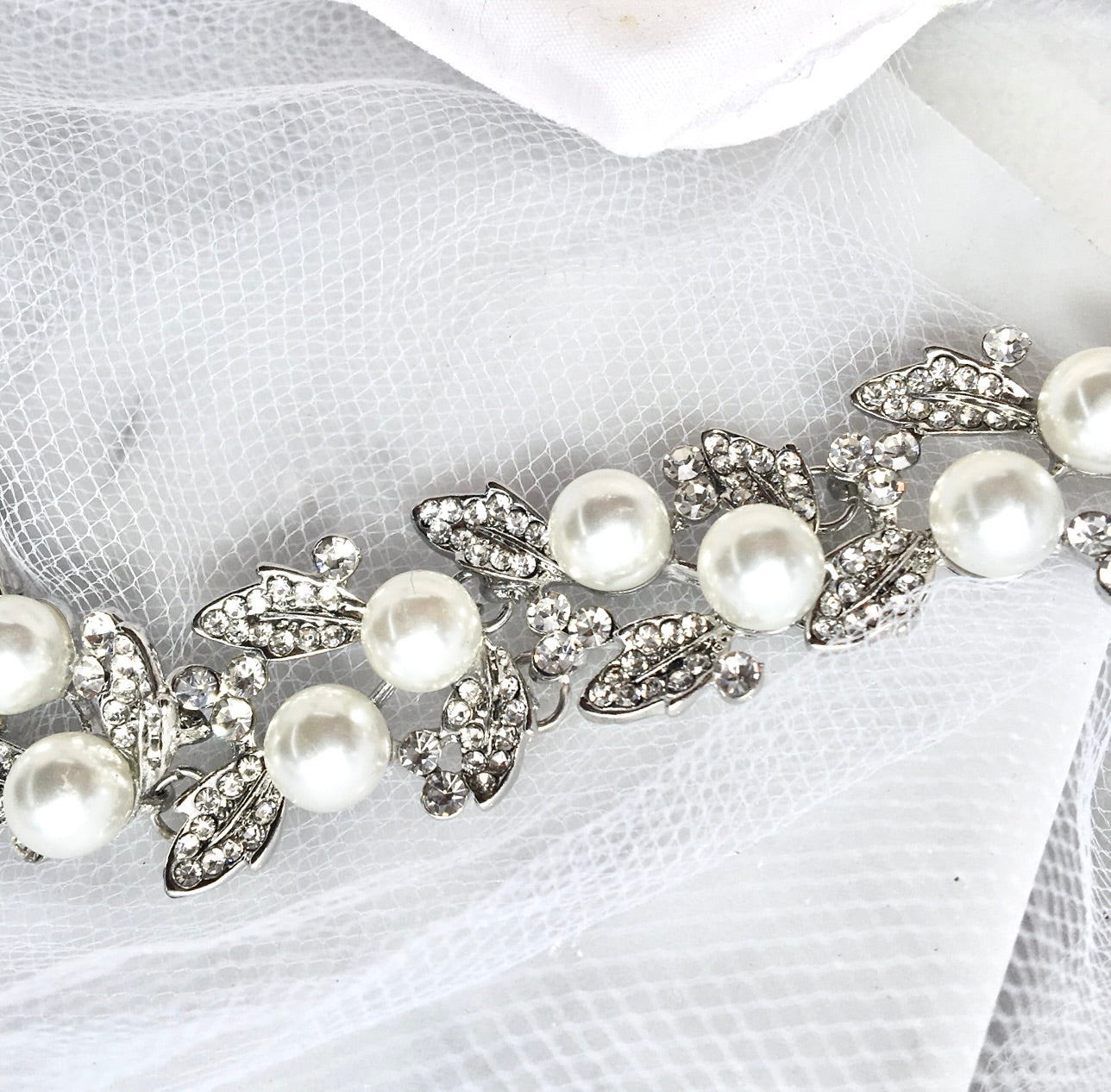 Sidra - Pearl Bridal Bracelet and Earrings Set