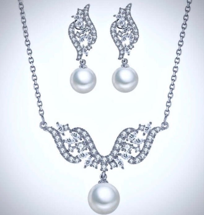 "Adeline" - Pearl and Cubic Zirconia Bridal Jewelry Set