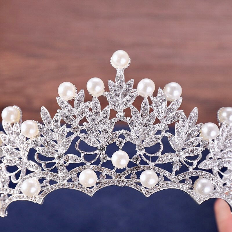 Tosca - Pearl and Crystal Bridal Tiara