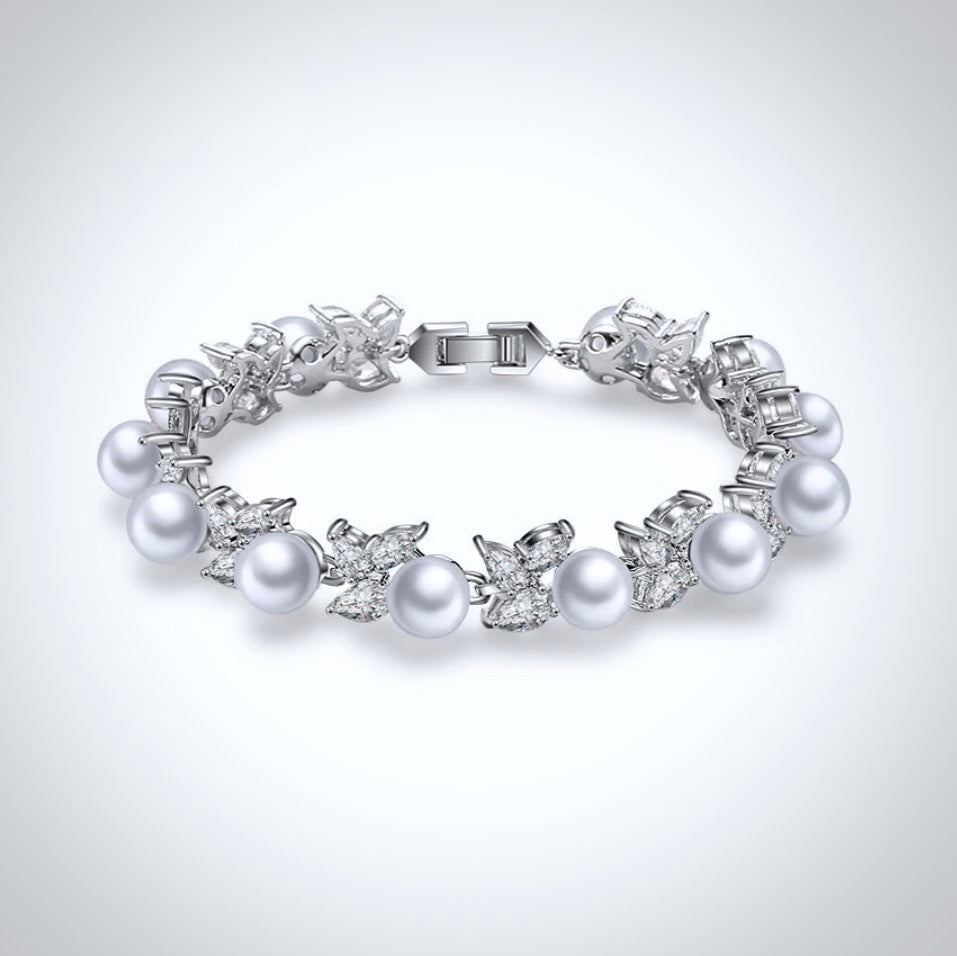 Delaney - Pearl and Cubic Zirconia Bridal Bracelet