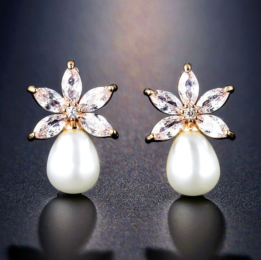 Darlene - Pearl and Cubic Zirconia Bridal Earrings - Available in Silver and Rose Gold