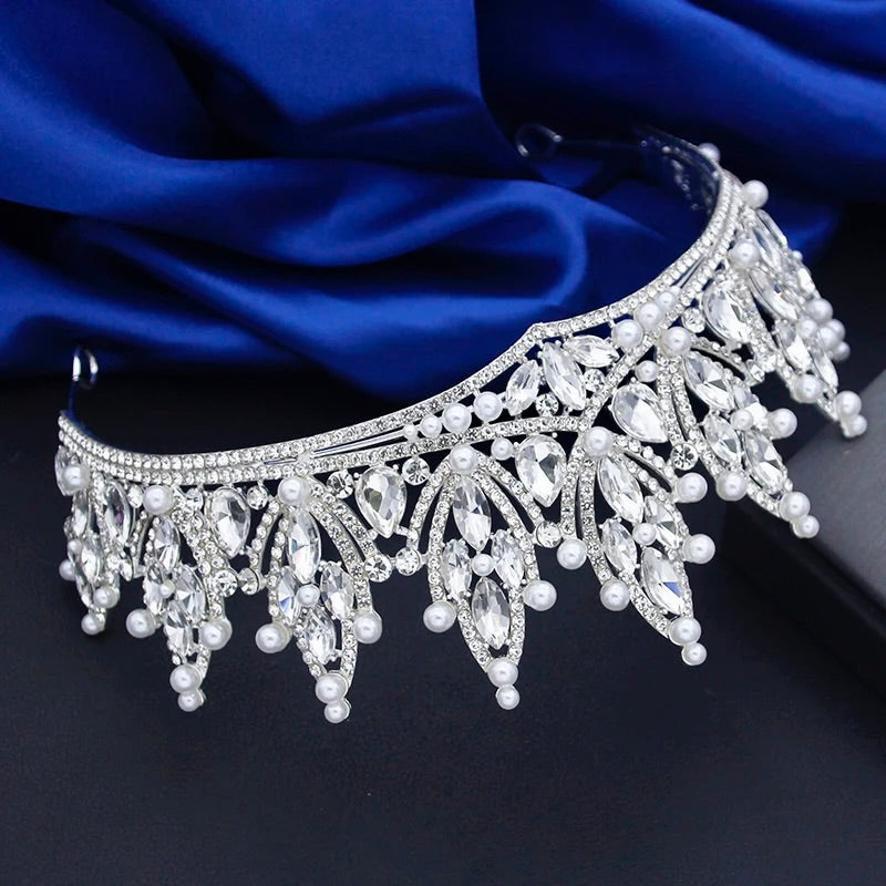 "Ventana" - Silver Pearl and Crystal Bridal Tiara