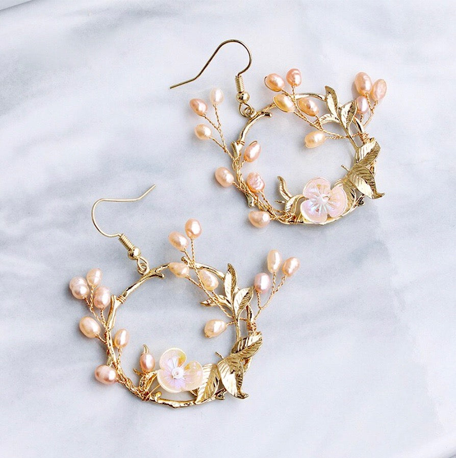 "Floriana" - Romantic Freshwater Pearl Bridal Earrings