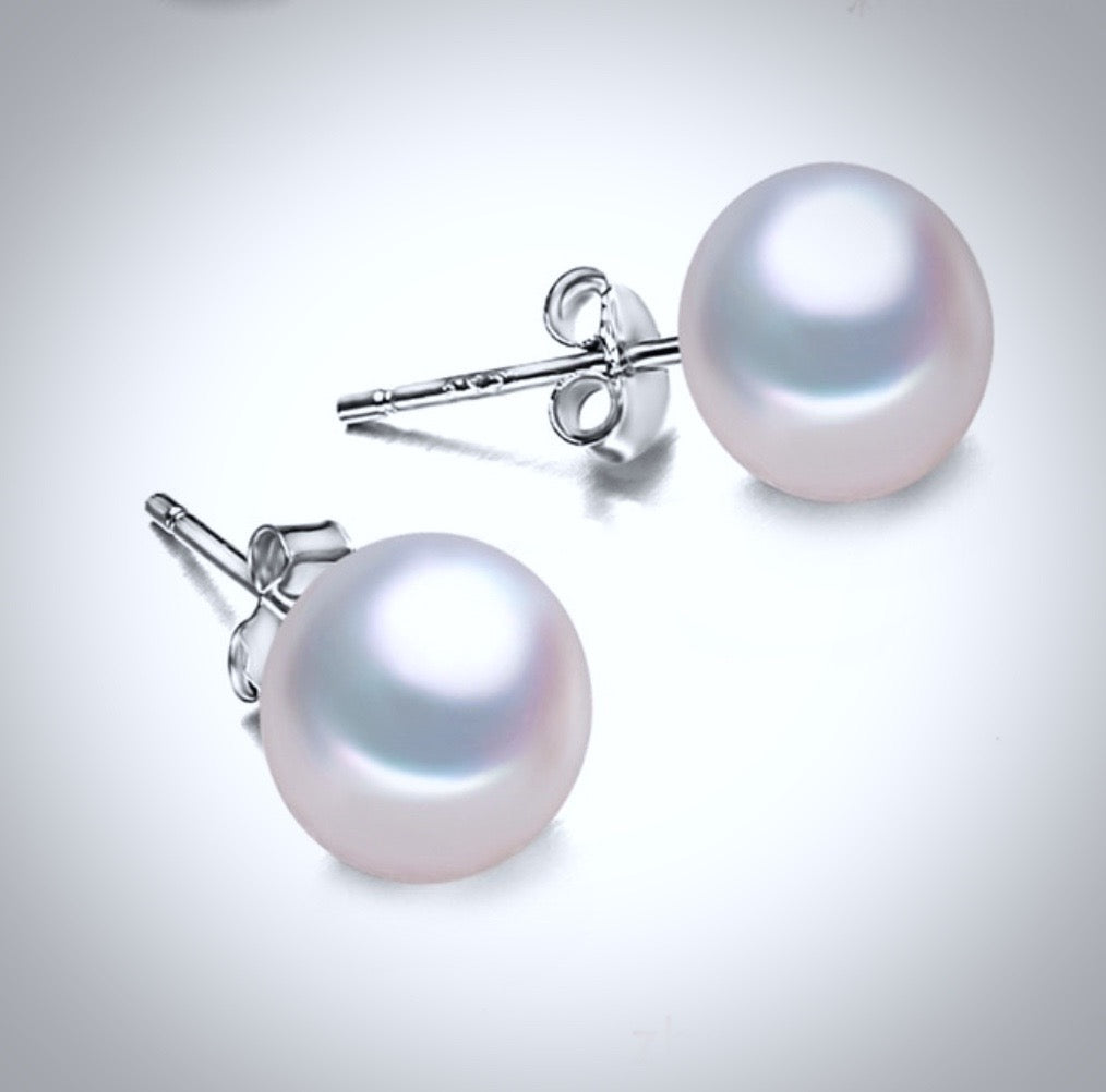 Maisy - Freshwater Pearl and Sterling Silver Stud Earrings