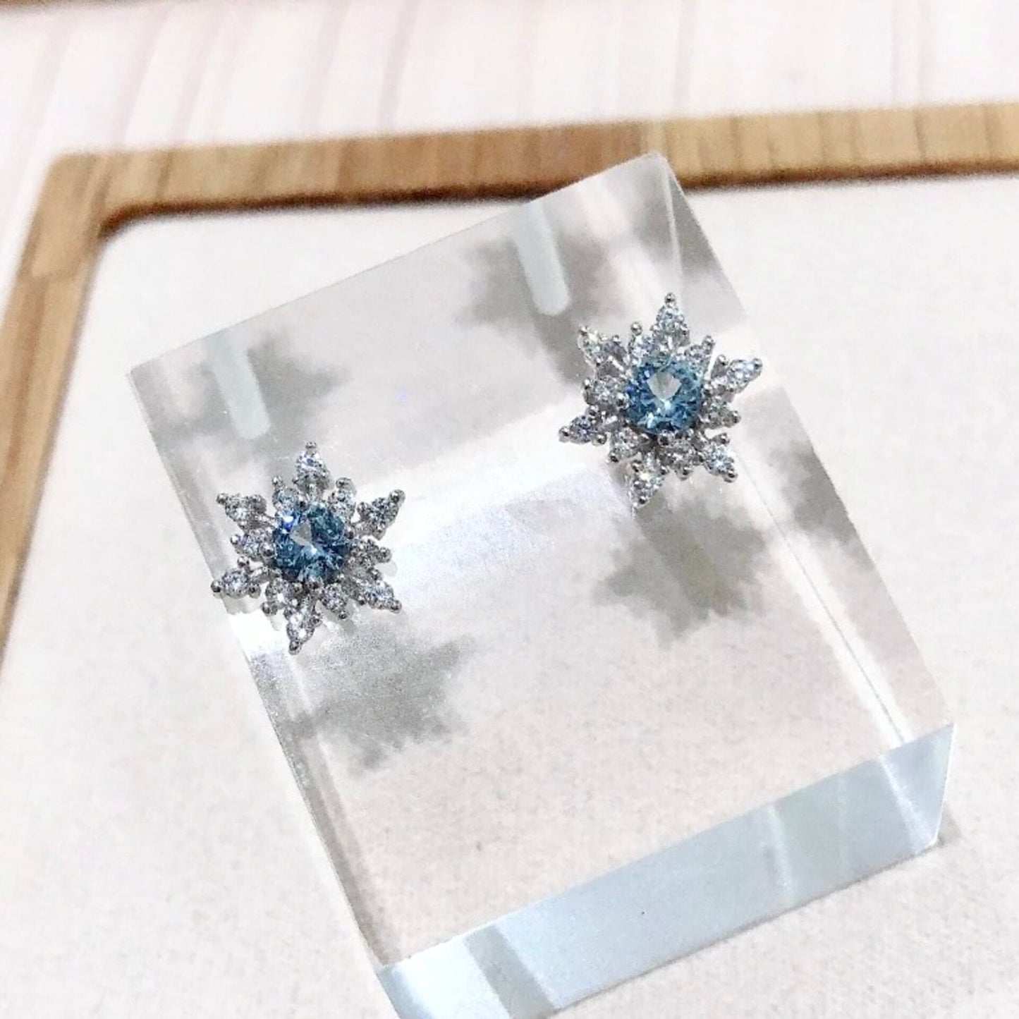 Minou - Snowflake Blue Bridal Stud Earrings