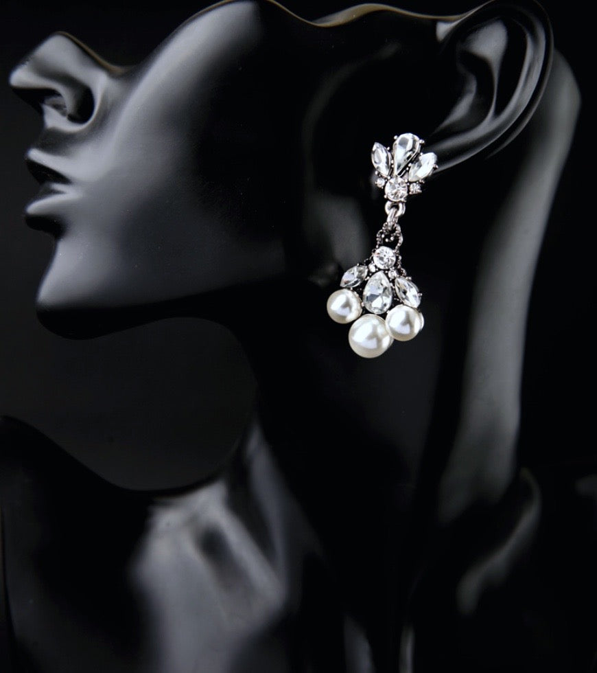 "Avignon" - Vintage Pearl and Rhinestone Bridal Earrings