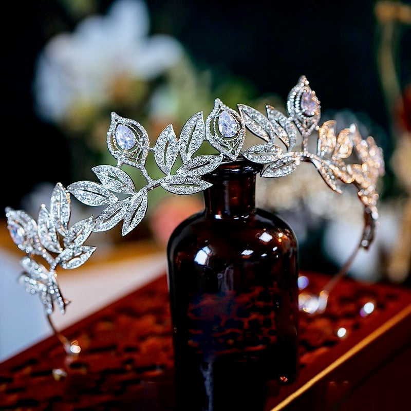 Maxine - Silver Cubic Zirconia Bridal Tiara