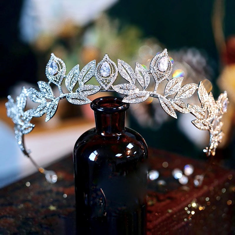 Maxine - Silver Cubic Zirconia Bridal Tiara
