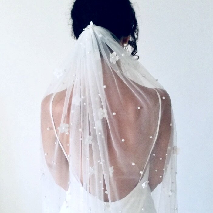 Tasia - Wedding Pearl and 3D Flowers Veil - Cathedral Length