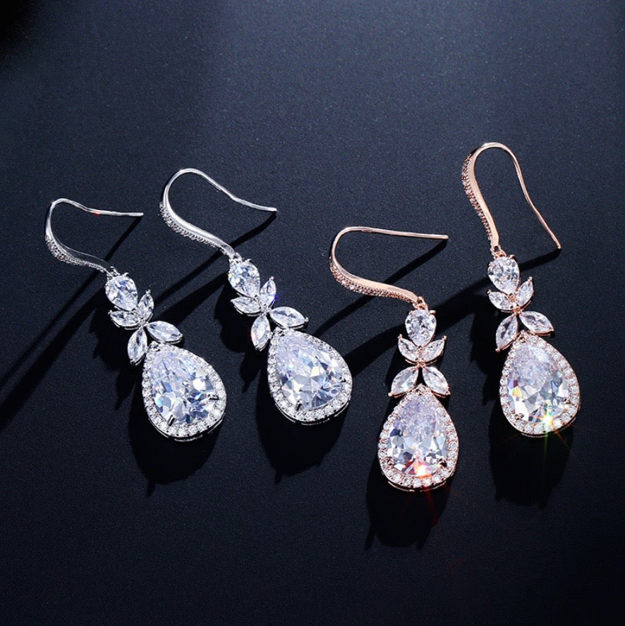 Kendra - Cubic Zirconia Bridal Backdrop Necklace Earrings Set - Available in Silver and Rose Gold