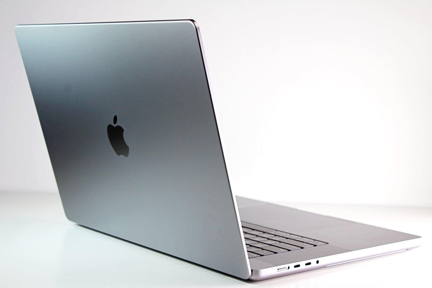 Apple MacBook Pro (2021) 16-inch M1 Max 32-Core 64GB RAM 2TB SSD