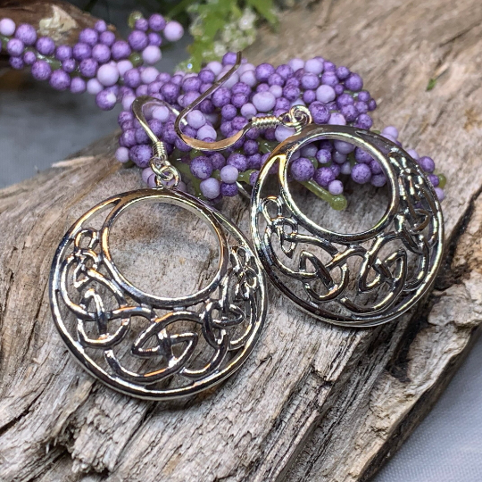 Evanora Celtic Knot Earrings