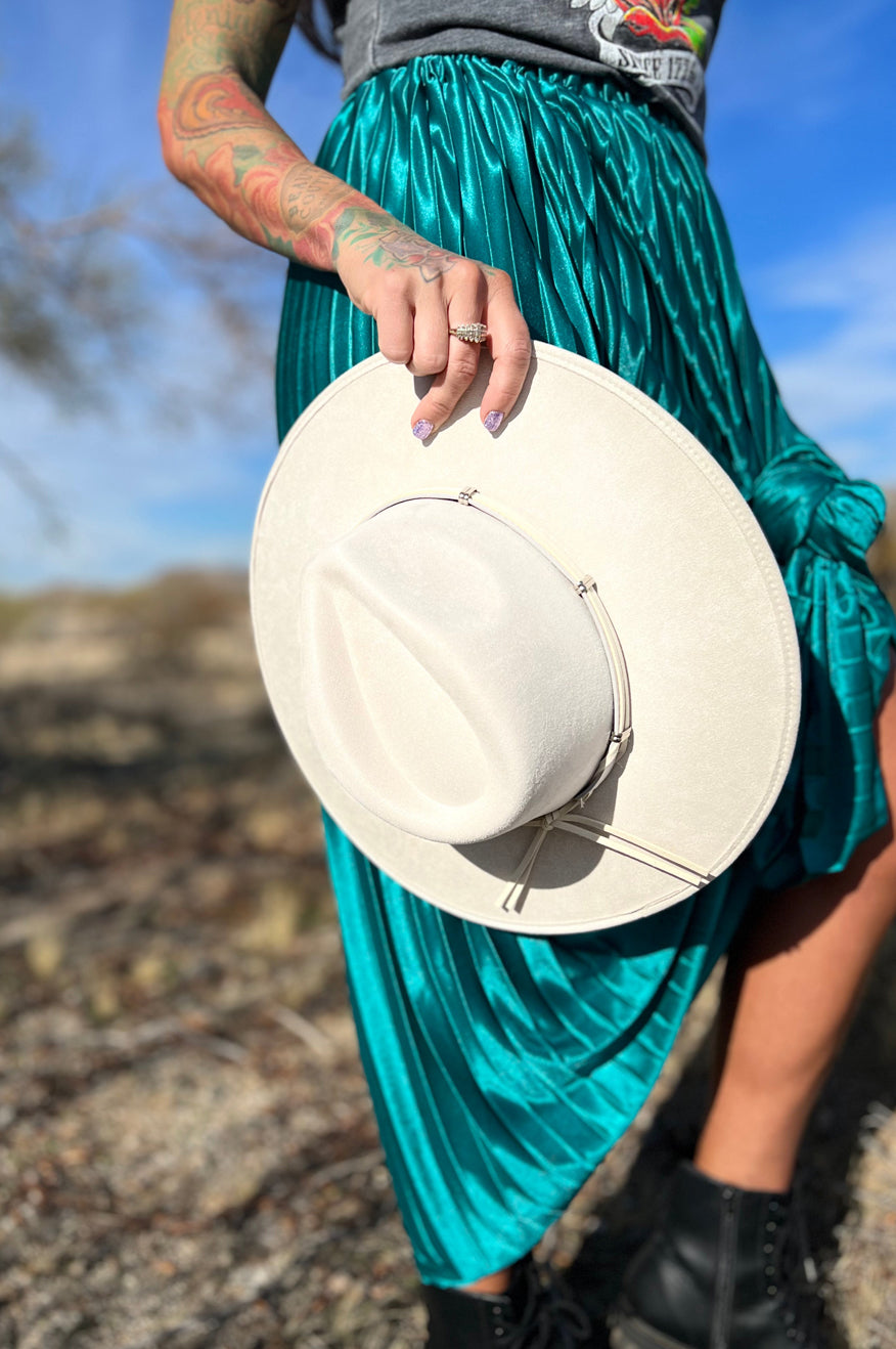Wide Brim Ivory Hat -clearance