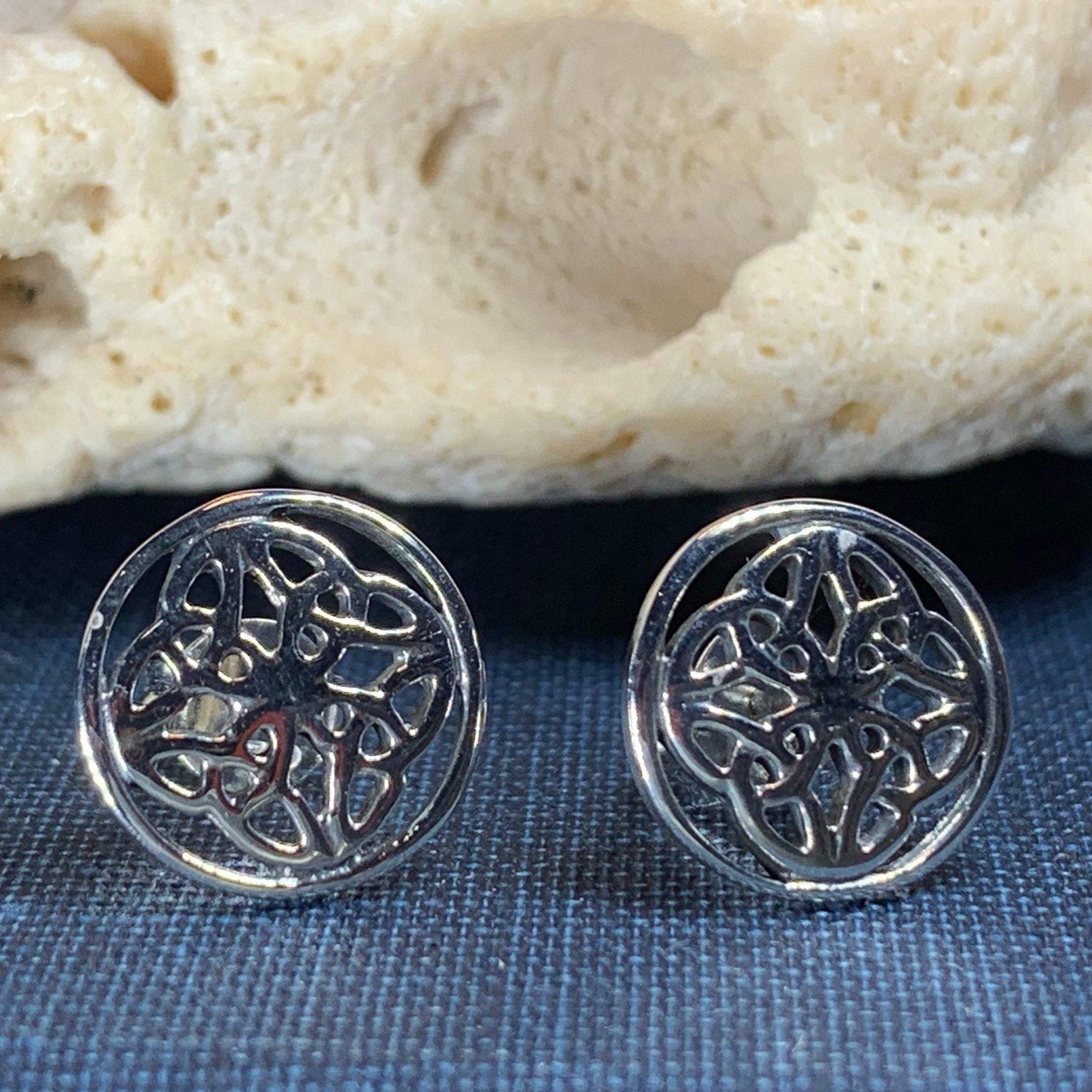 Trinity Knot Post Earrings