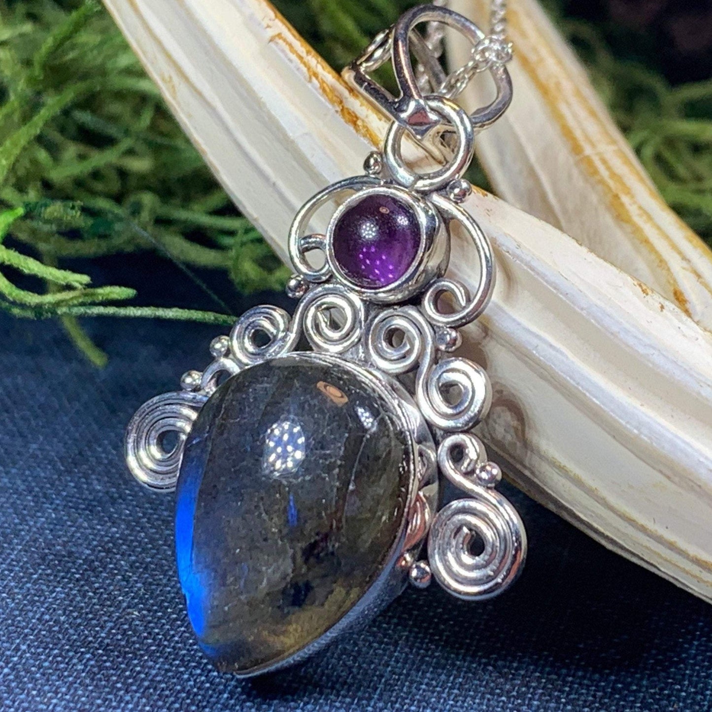 Blaise Labradorite Necklace
