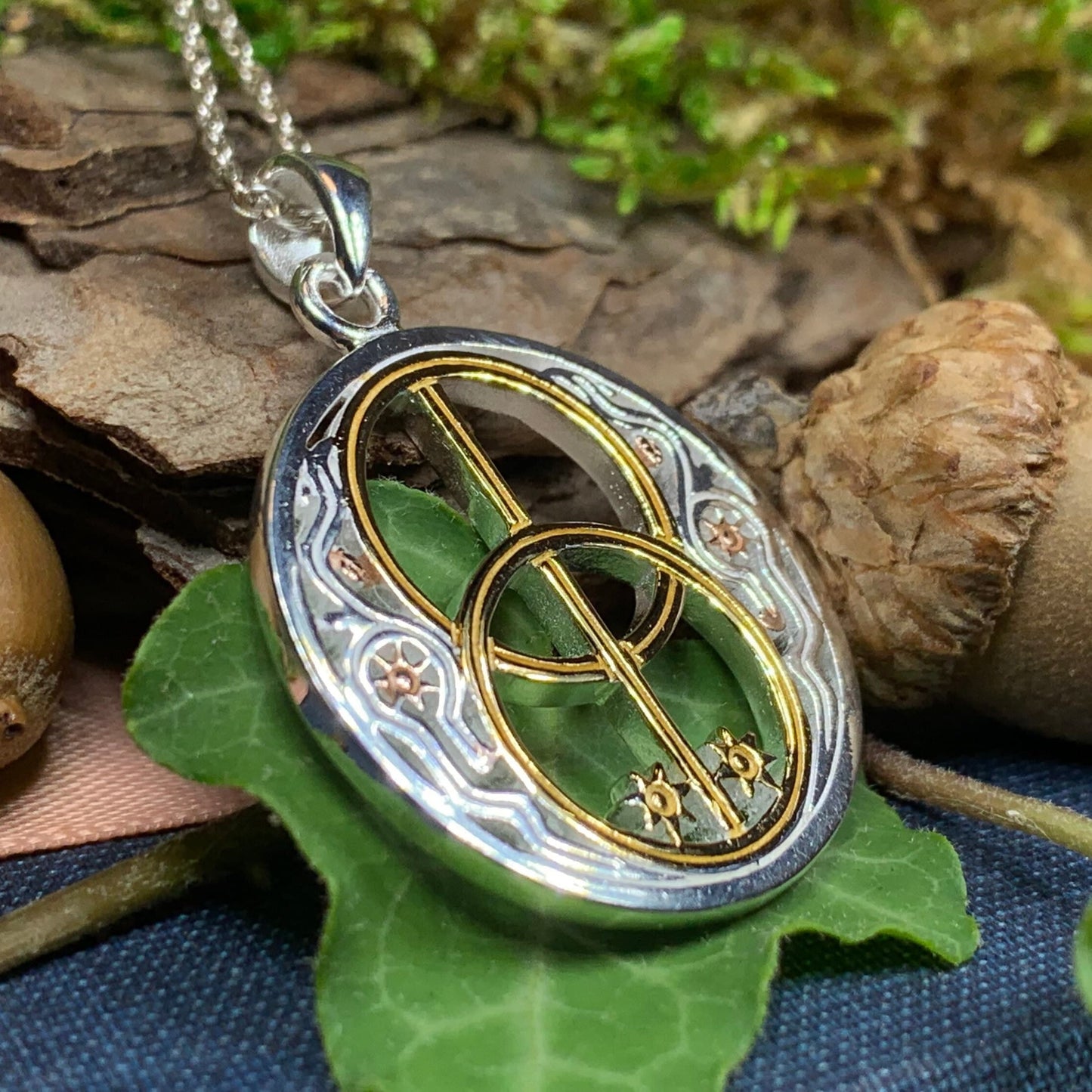 Reganne Chalice Well Necklace