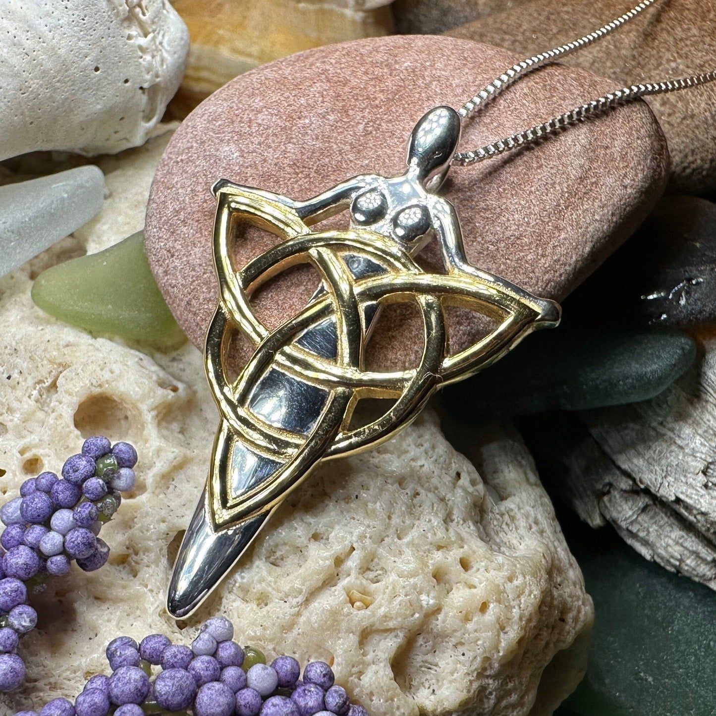 Golden Goddess Necklace