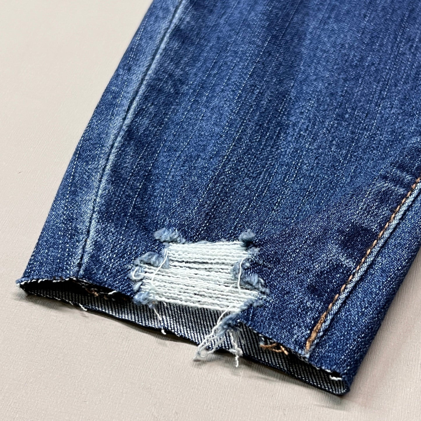 ARTICLES OF SOCIETY Hilo Ripped Denim Jeans Women's Sz 30 Blue 5350PLV-706 (New)