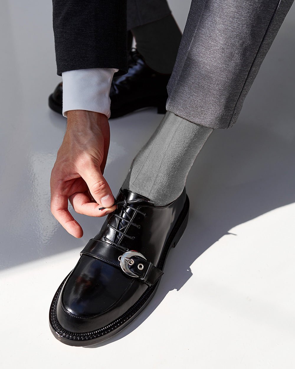 Vittorio Farina Men's Ribbed Shear Nylon Over The Calf Dress Socks