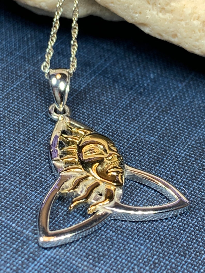 Trinity Knot Sun Necklace