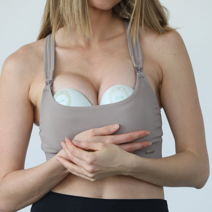 Chloé 4 Running Nursing & Pumping Sports Bra (Ribbed Chai)