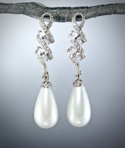 "Vanessa" - Pearl and Cubic Zirconia Bridal Jewelry Set